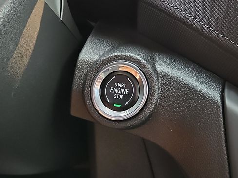 Used 2023 Chevrolet TrailBlazer LT w/ Convenience Package AWD/4WD image 22