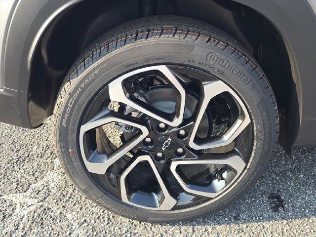 New 2026 Chevrolet Trax RS w/ Driver Confidence Package FWD image 34