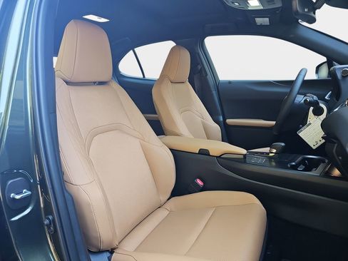 New 2026 Lexus UX 300h AWD image 10
