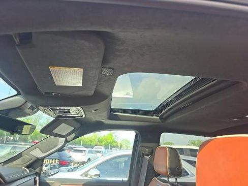 Used 2024 GMC Sierra 1500 Denali Ultimate AWD/4WD image 10