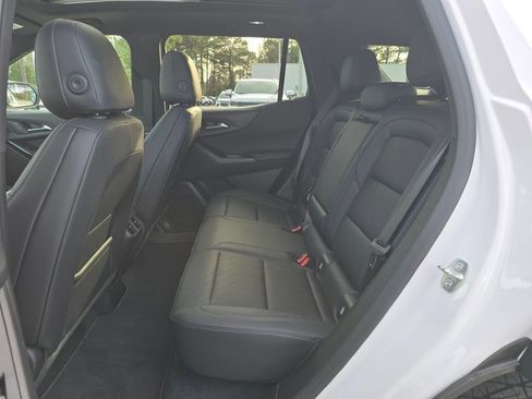 Used 2026 Chevrolet Equinox LT w/ Convenience Package II image 24