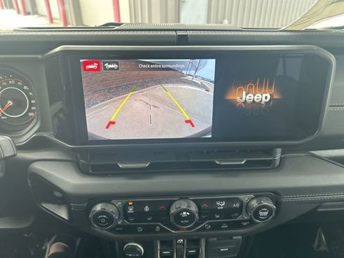 New 2024 Jeep Wrangler Sahara w/ Technology Group image 21