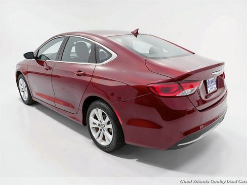 Used 2016 Chrysler 200 Limited w/ Anniversary Edition FWD image 7