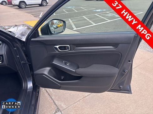 Used 2023 Honda Civic Sport image 8