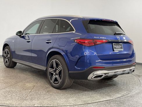New 2025 Mercedes-Benz GLC 350e 4MATIC image 3