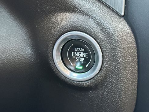 Certified 2021 GMC Sierra 1500 Denali w/ Technology Package RWD image 30