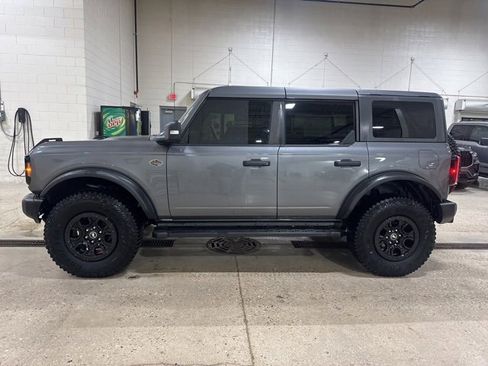 Used 2022 Ford Bronco Wildtrak image 6