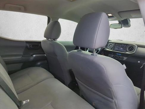 Used 2022 Toyota Tacoma SR5 RWD image 23
