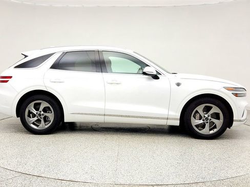 Used 2026 Genesis GV70 2.5T Advanced image 4