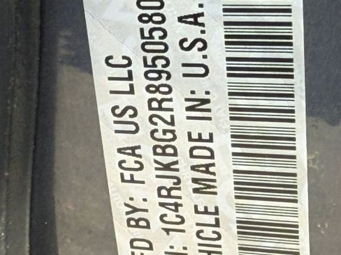 Used 2024 Jeep Grand Cherokee L Limited w/ Trailer Tow Package image 37