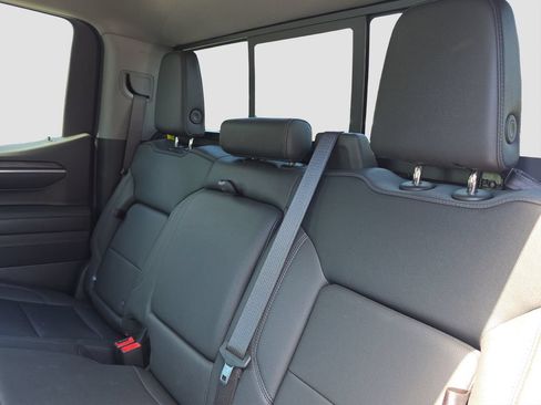 Used 2025 GMC Sierra 1500 SLT w/ SLT Premium Plus Package AWD/4WD image 12
