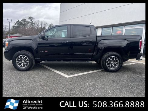 Used 2021 GMC Canyon AT4 image 2