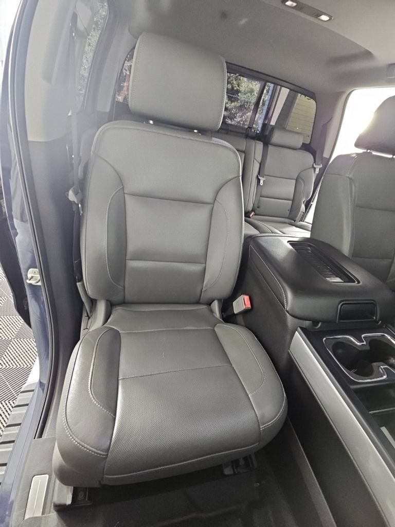 Used 2018 Chevrolet Silverado 1500 LTZ Z71 w/ Centennial Edition AWD/4WD image 21