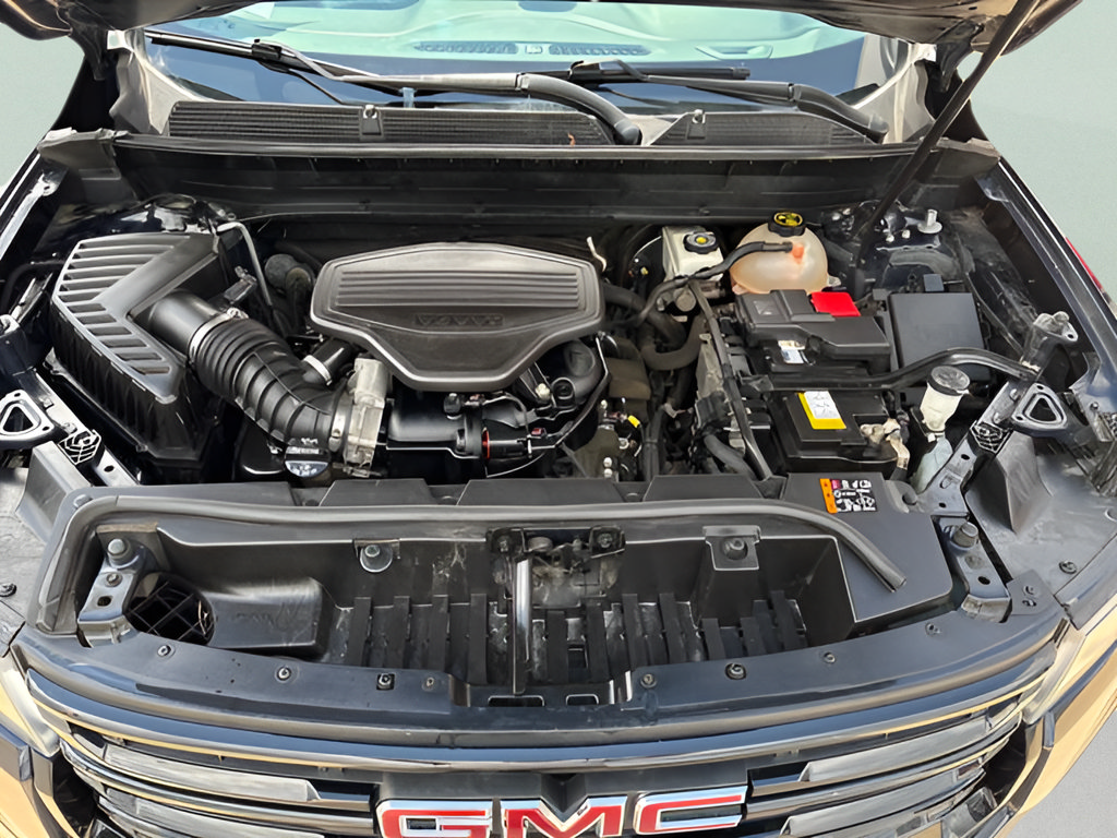 Used 2021 GMC Acadia SLE w/ Driver Convenience Package FWD image 26