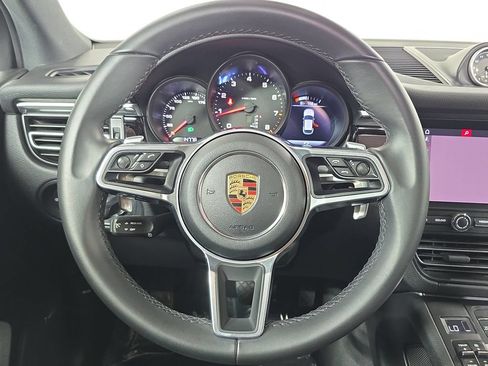 Certified 2019 Porsche Macan AWD/4WD image 14