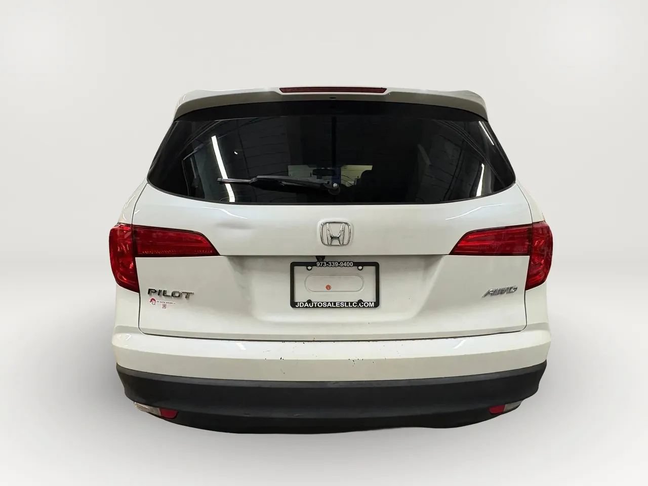 Used 2017 Honda Pilot EX-L image 4