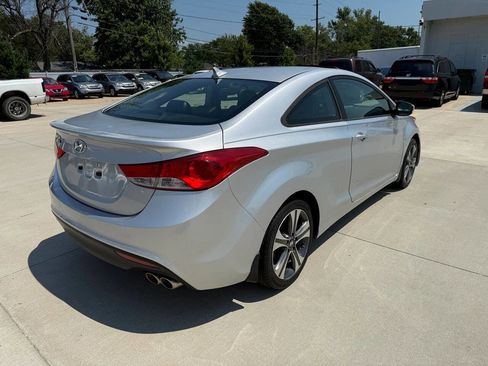 Used 2013 Hyundai Elantra SE image 7