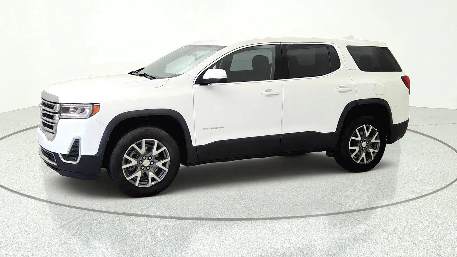 Used 2022 GMC Acadia SLE FWD image 3