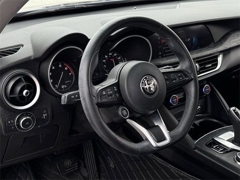 Used 2021 Alfa Romeo Stelvio Sprint w/ Nero Edizione image 11