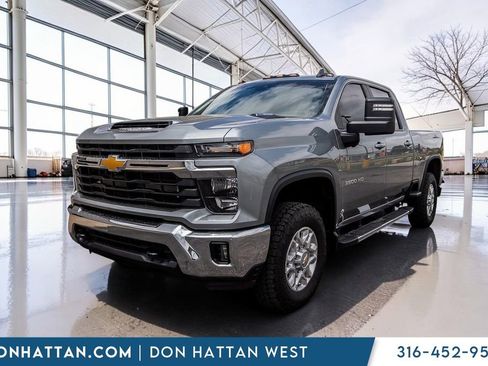 Used 2024 Chevrolet Silverado 3500 LT w/ All Star Edition AWD/4WD image 25