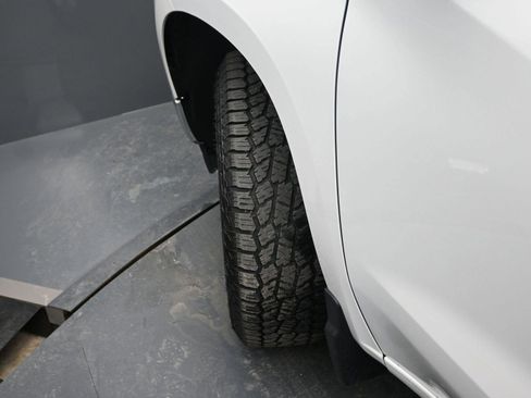 Used 2022 Chevrolet Silverado 1500 LTZ image 4