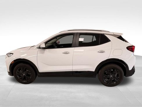 Used 2024 Buick Encore GX Sport Touring AWD/4WD image 13