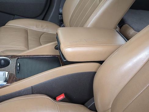 Used 2016 Buick Enclave Premium w/ Experience Buick Package FWD image 9