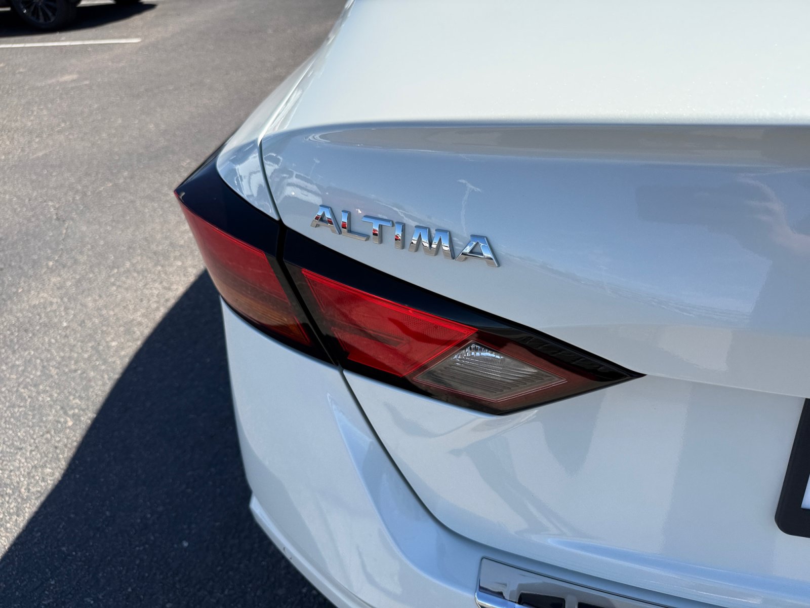 Used 2022 Nissan Altima 2.5 SV FWD image 28