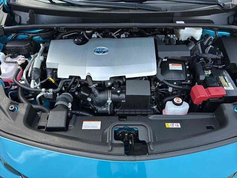 Used 2022 Toyota Prius Prime LE image 28