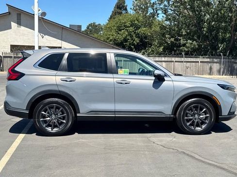 New 2026 Honda CR-V EX-L image 3