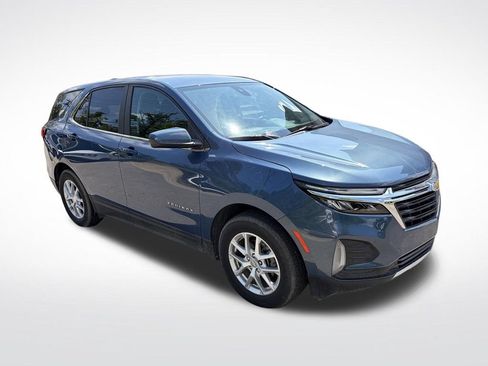 Used 2024 Chevrolet Equinox LT w/ LPO, Floor Liner Package FWD image 9