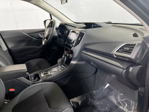 Used 2023 Subaru Forester Premium image 28