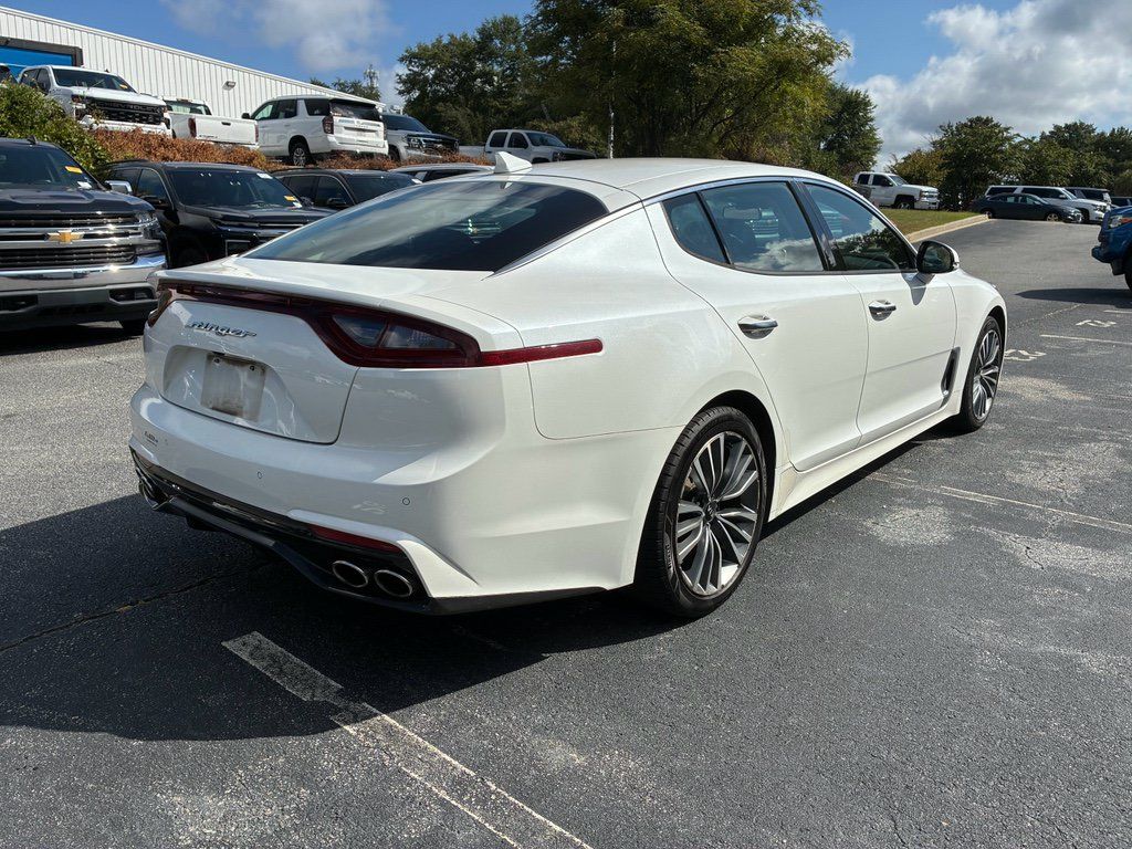 Used 2019 Kia Stinger RWD image 5