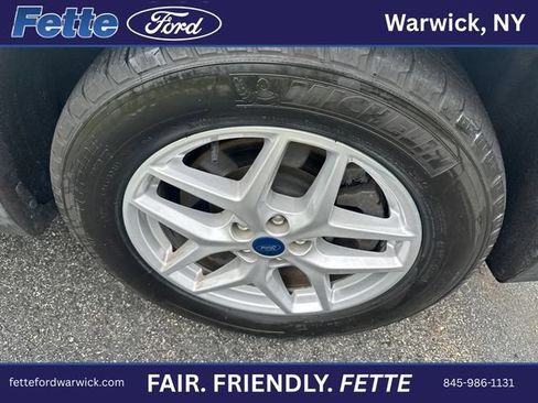 Certified 2022 Ford Edge SEL w/ Convenience Package AWD/4WD image 5
