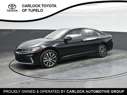 Used 2025 Volkswagen Jetta SE w/ Sunroof Package