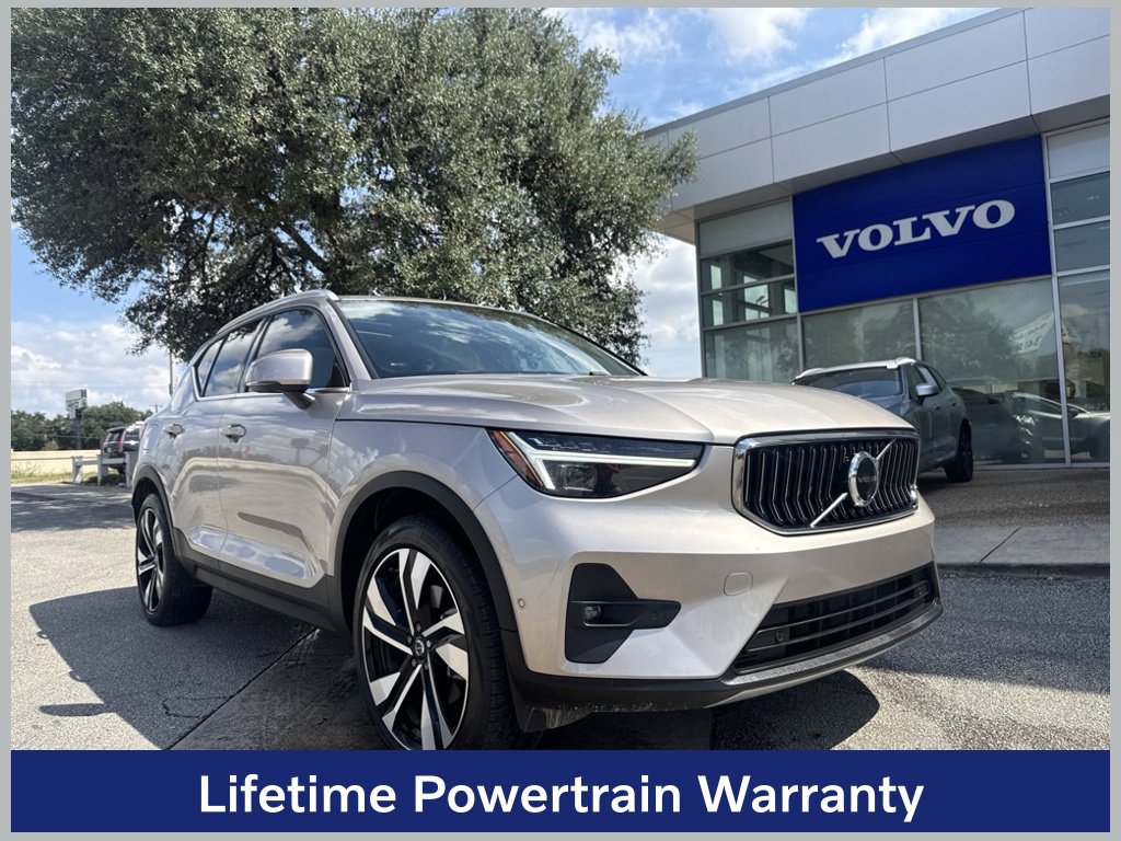 Certified 2024 Volvo XC40 B5 Plus w/ Protection Package Premier AWD/4WD image 1