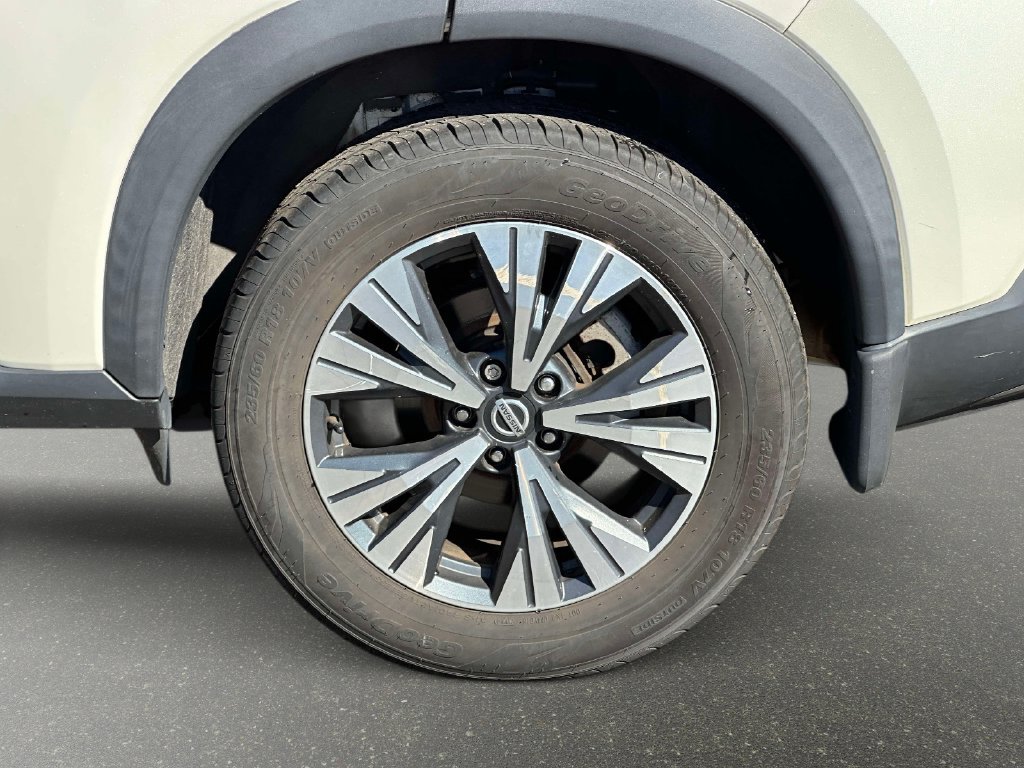 Used 2021 Nissan Rogue SV w/ Premium Package AWD/4WD image 7