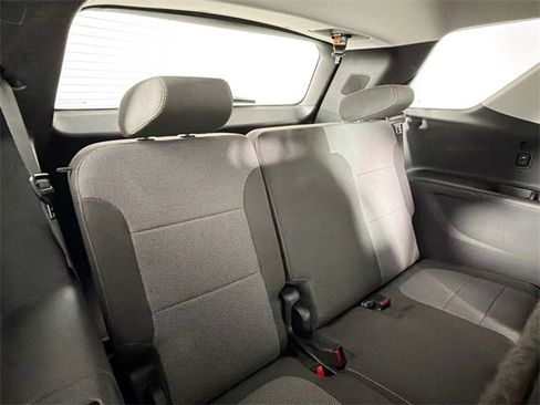 Used 2020 Chevrolet Traverse LT image 26