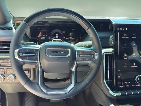 Used 2026 GMC Yukon XL Denali w/ Denali Reserve Package AWD/4WD image 36