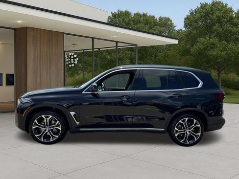 Used 2026 BMW X5 sDrive40i w/ Premium Package RWD image 13