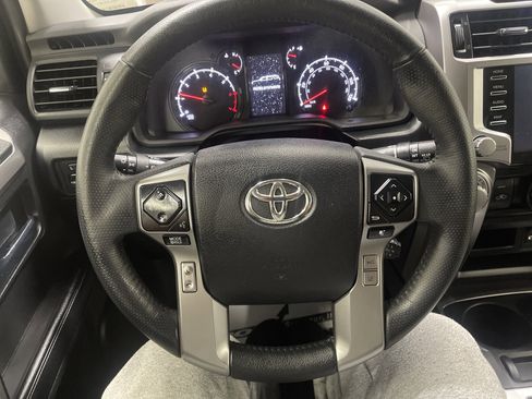Used 2024 Toyota 4Runner SR5 image 30