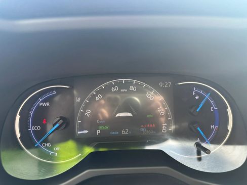 Used 2019 Toyota RAV4 Limited AWD/4WD image 16