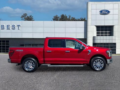 Used 2025 Ford F150 Lariat w/ Equipment Group 502A High AWD/4WD image 3