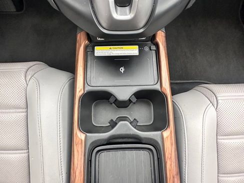 Used 2022 Honda CR-V Touring image 18