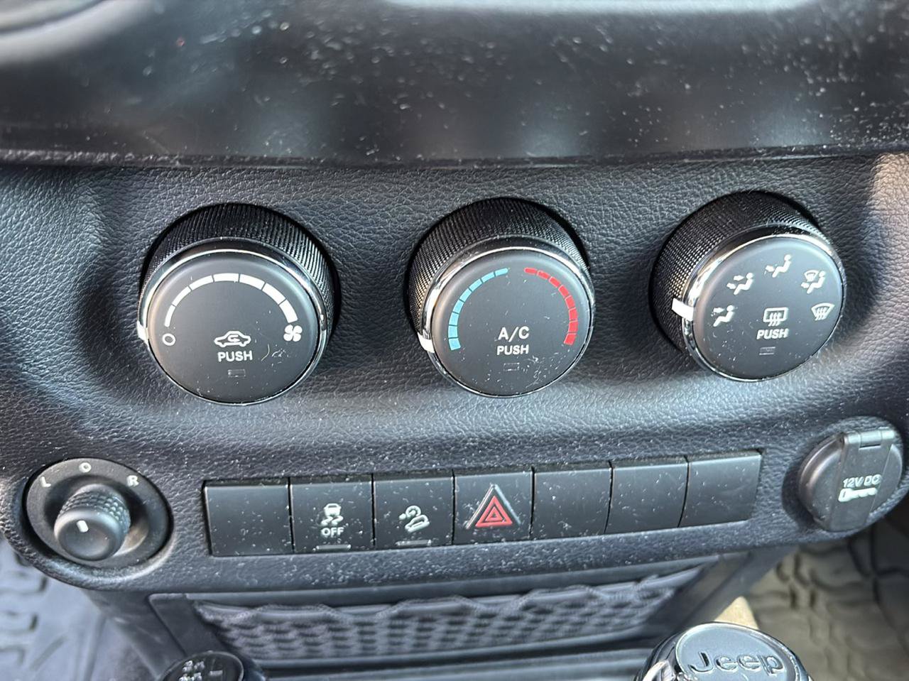 Used 2016 Jeep Wrangler Unlimited Sport AWD/4WD image 20