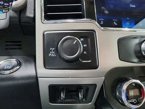 Used 2022 Ford F250 Lariat w/ Tremor Off-Road Package image 44