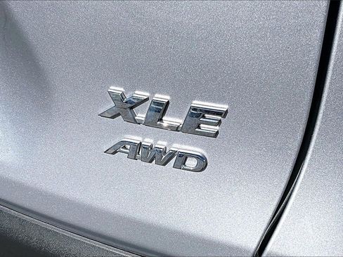 Certified 2022 Toyota RAV4 XLE image 24