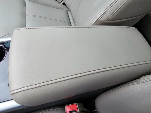 Used 2014 Ford Edge Limited w/ Equipment Group 301A image 25