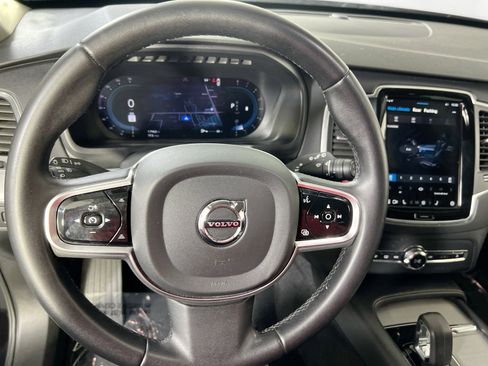 Used 2023 Volvo XC90 B5 Core w/ Protection Package Premier image 11
