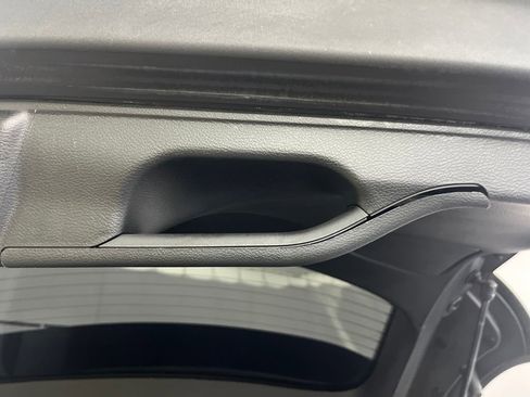 Used 2019 Jeep Cherokee Latitude Plus image 14